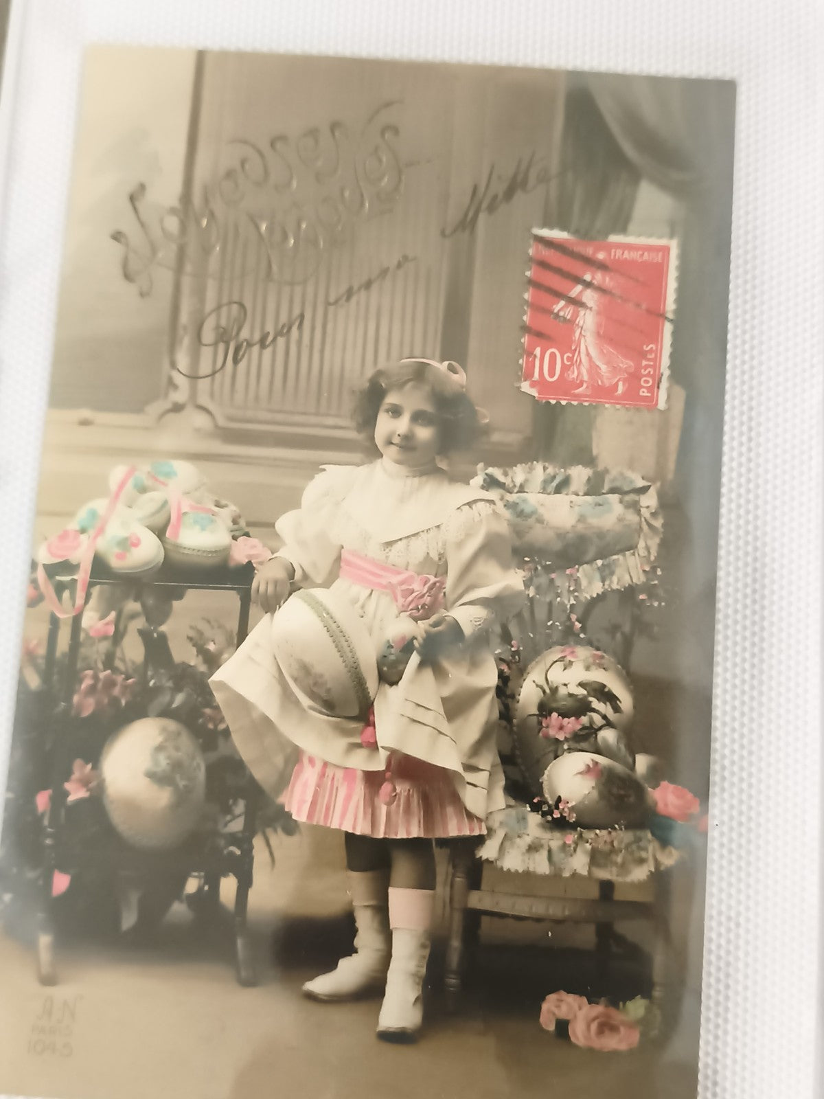 Carte postale ancienne Pâques fillette œufs décorés Paris début 1900s CPA