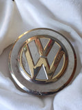Enjoliveur ancien Volkswagen rétro, cabochon chromé d’occasion, logo VW