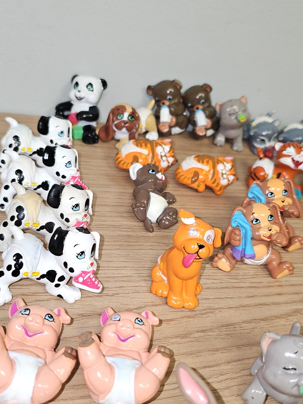 Lot de petites figurines Babies vintage ancien, collection rétro rare à découvri
