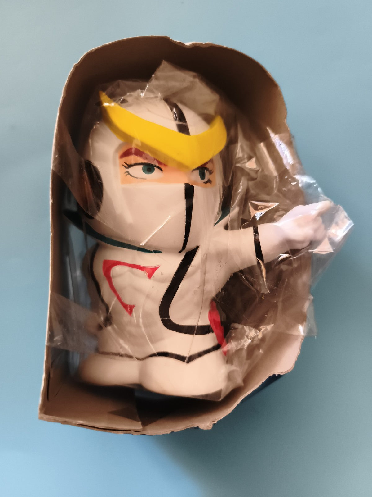 Figurine Casshern vintage, personnage animé, blanc, casque jaune, jouet rétro