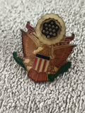 Pin's vintage aigle émaillé blason USA style militaire patriote (Ref 8)