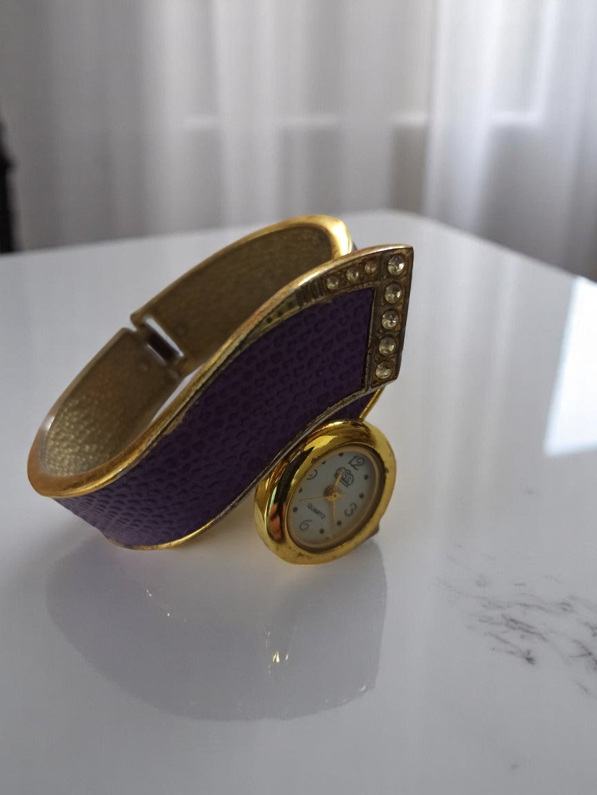 Montre bracelet femme vintage rétro violet doré strass design années 80-90