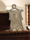 Pendentif religieux catholique ancien en métal