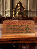 Plaque publicitaire bois Pressing 54 Aubagne vintage déco France