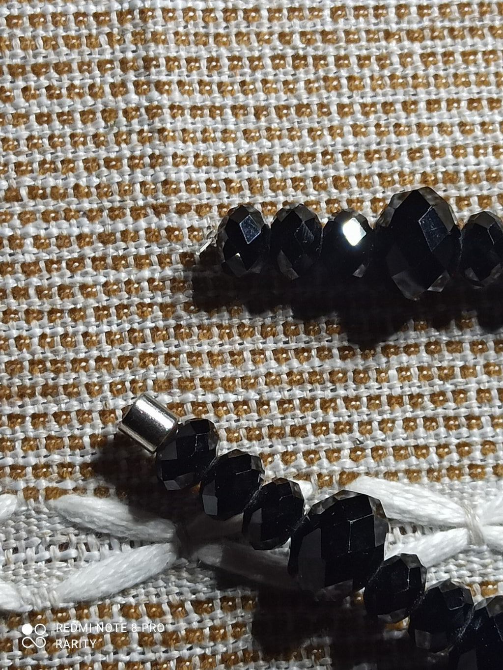 Montre Quartz Vintage Durand à Bracelet Perles Noires Facettées Femme Élégante