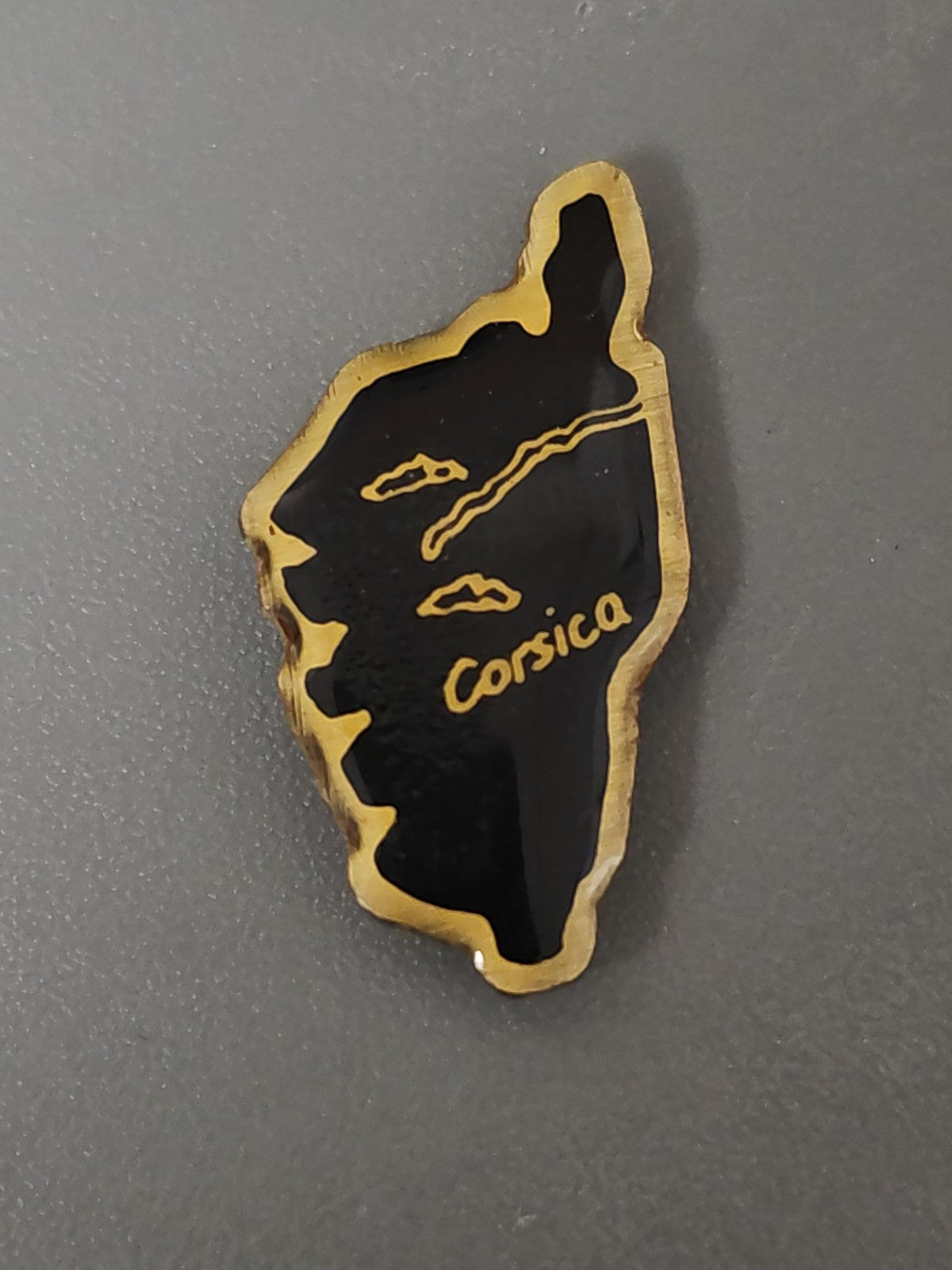 Pin's rétro ancien Corse Corsica collection souvenir vintage badge broche France