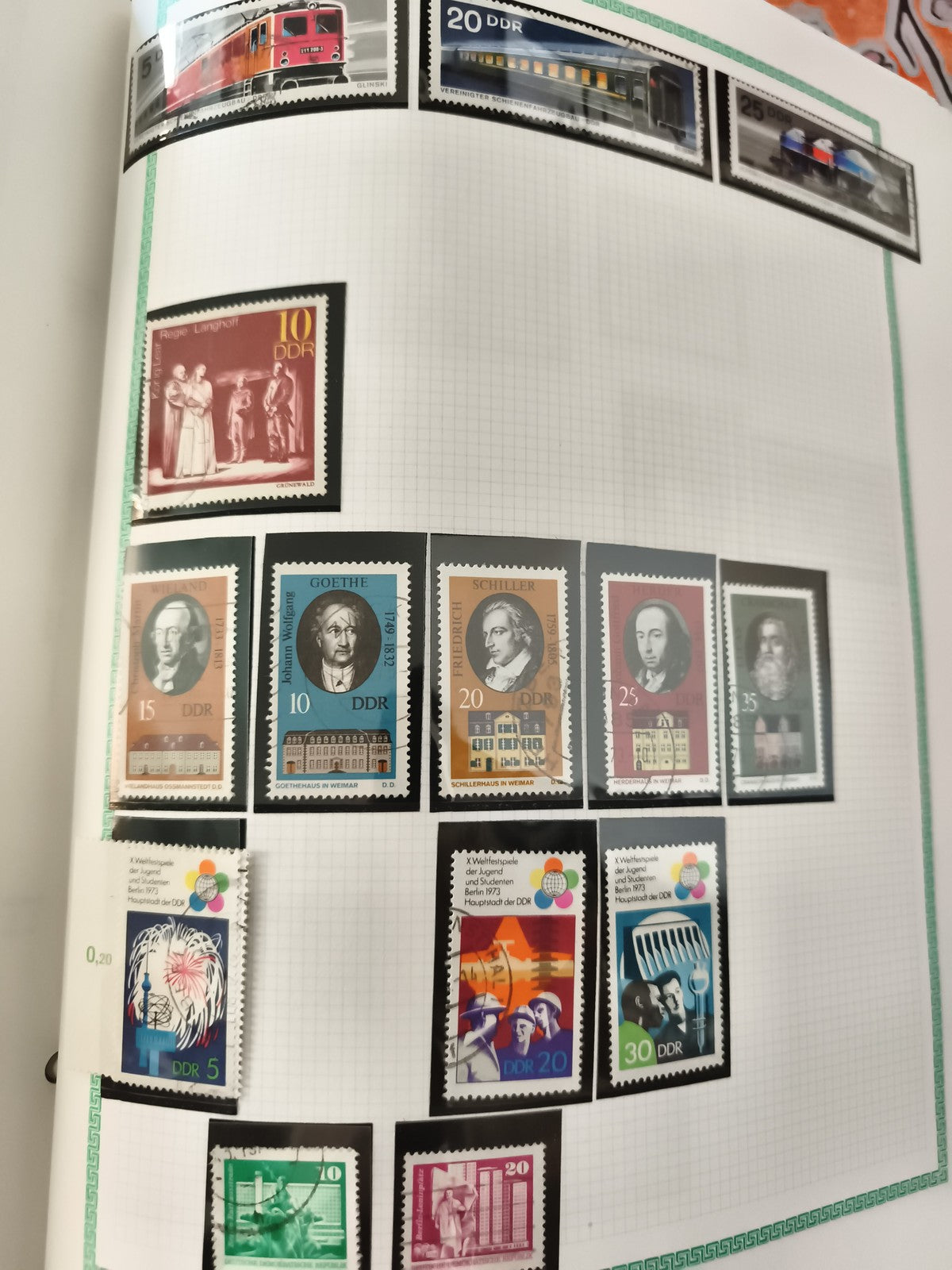 Timbres DDR Allemagne Est thématique train personnages lot philatélie
