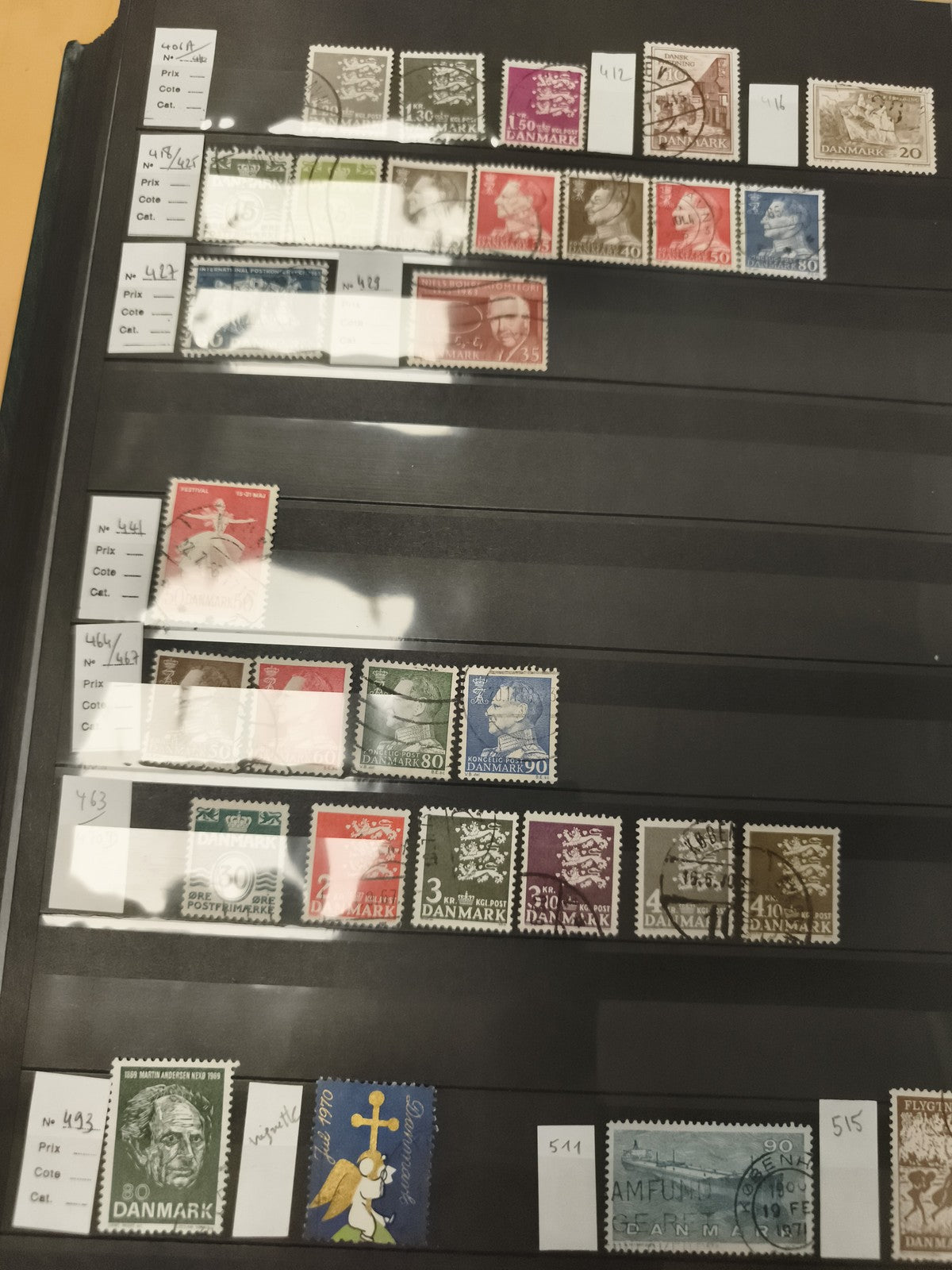 Timbres DANEMARK anciens oblitérés lot x27 motifs royaux, thématiques, animaux