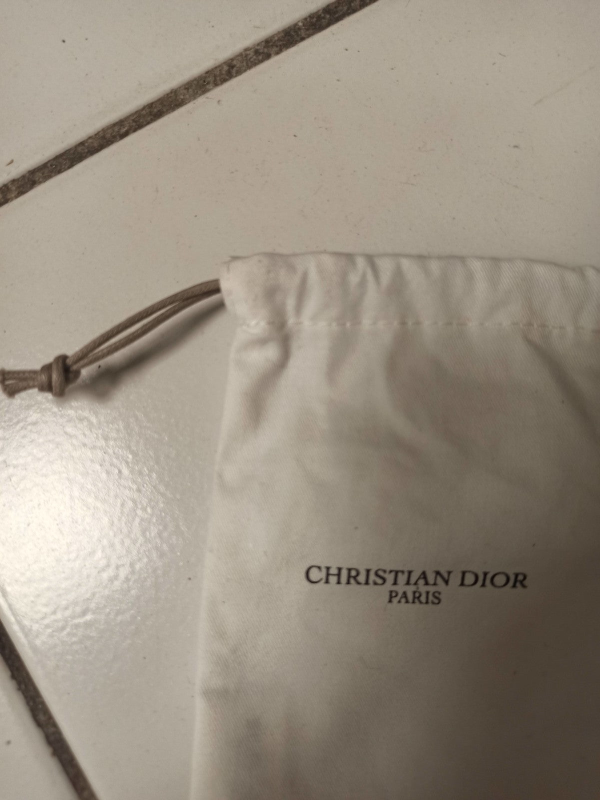 Petit sac publicitaire Christian Dior, accessoire élégant, sac promotionnel occa