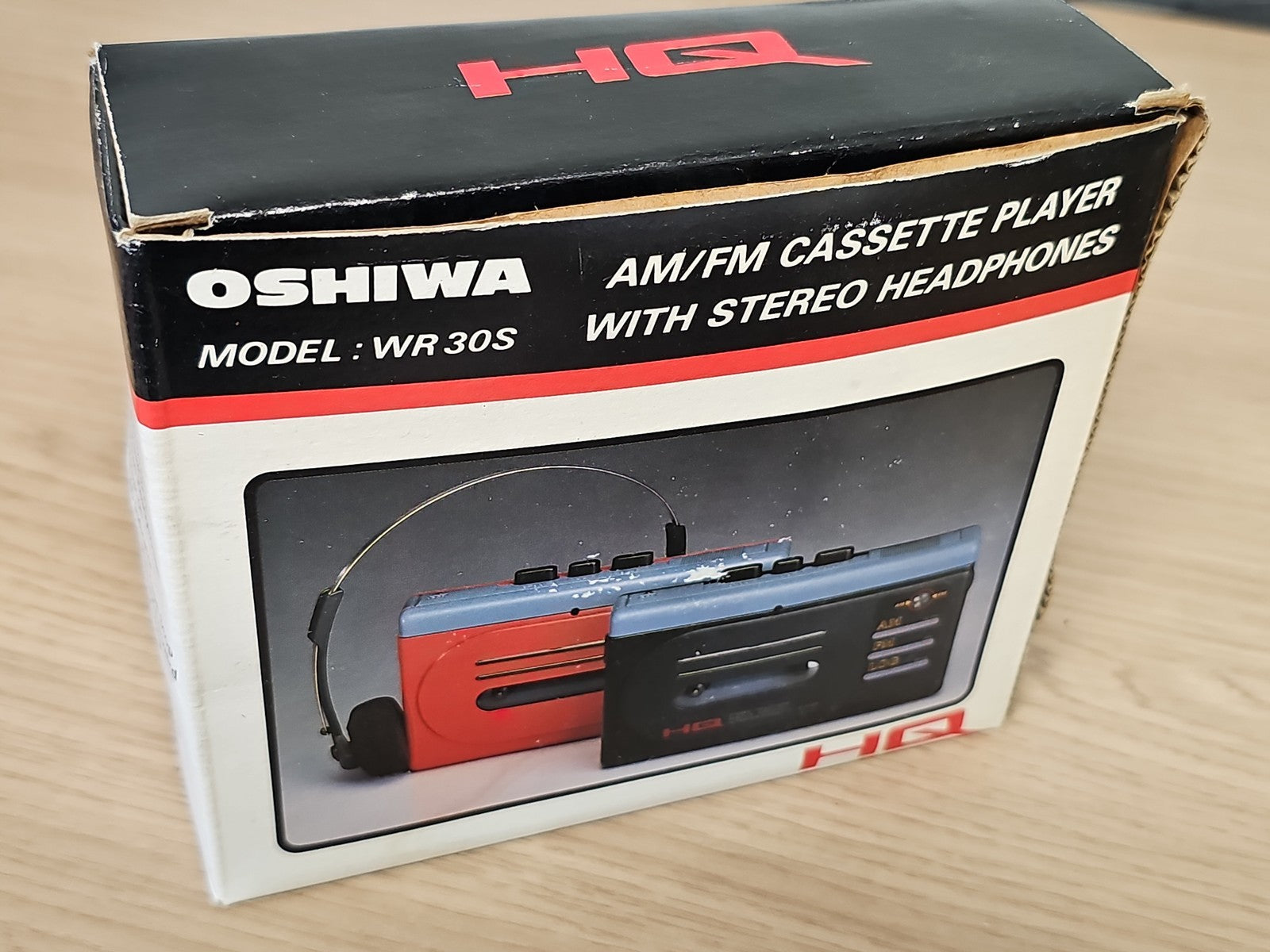 Lecteur cassette vintage Oshiwa WR-30S rétro AM/FM stéréo portable ancien