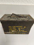 Caisse militaire ancienne M13 cartouches 7.62 mm métal kaki US Army vintage