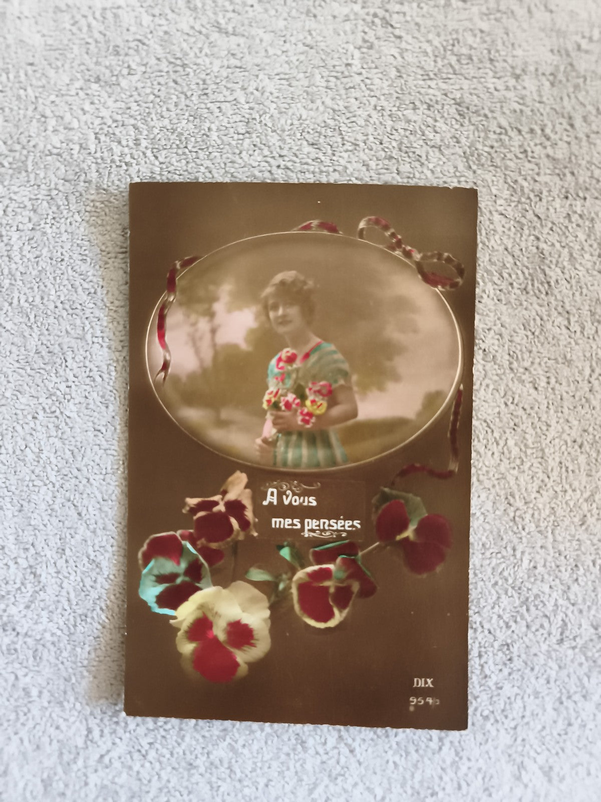 Carte postale ancienne illustrée pensée femme fleurs message CPA