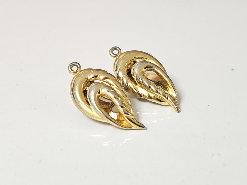 Paire de boucles d?oreilles anciennes vintage rétro pour collection ou cadeau or