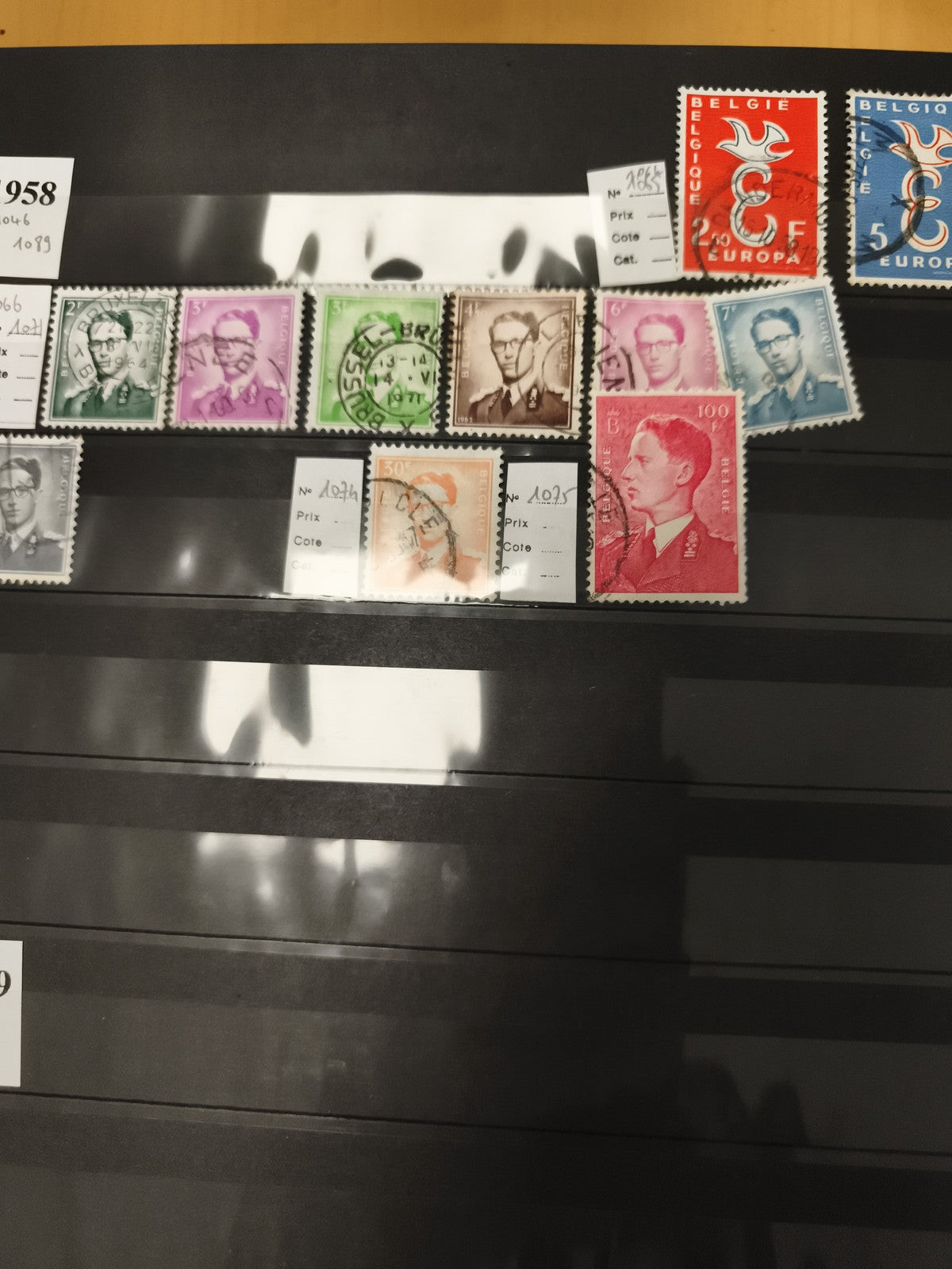 Timbres Belgique oblitérés portrait roi Europa lot couleurs philatélie