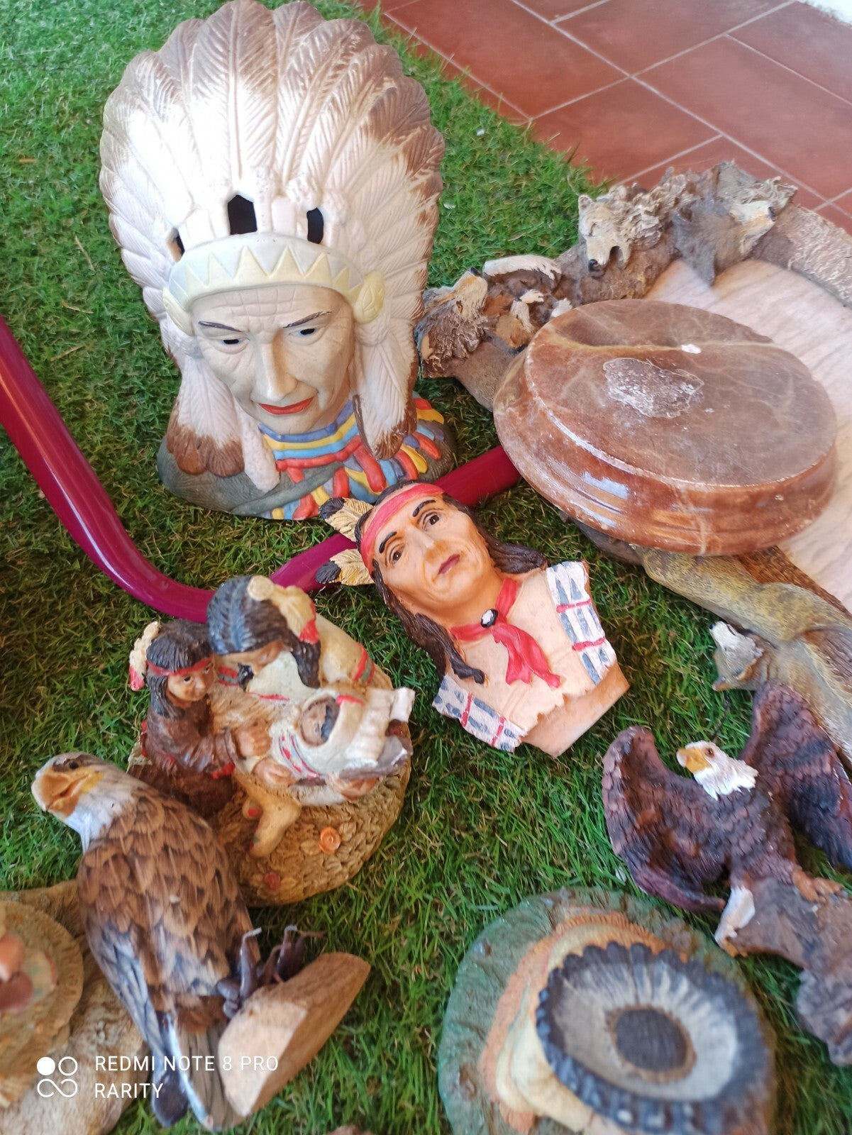 Figurines décoratives Indiens résine artisanat, lot statuettes chef loup ours