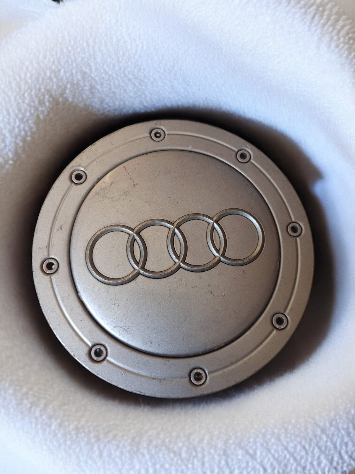Enjoliveur cabochon Audi ancien, logo cercles, accessoire auto rétro vintage