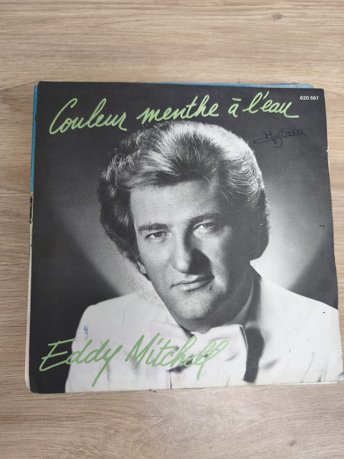 Vinyle 45 tours Eddy Mitchell Couleur menthe à l?eau pochette noir et blanc (Ref