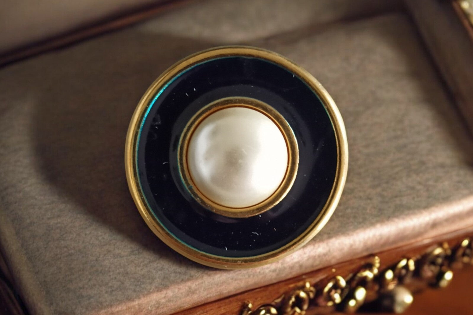 Bouton décoratif rond noir doré perle style français étain artisanat