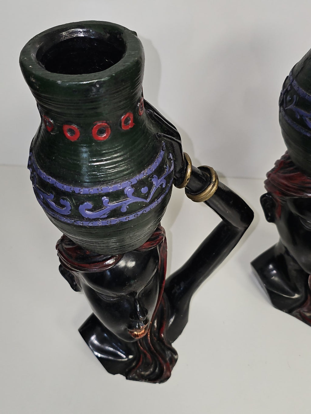Paire de bougeoirs anciens bois sculpté têtes africaines vintage déco ethnique