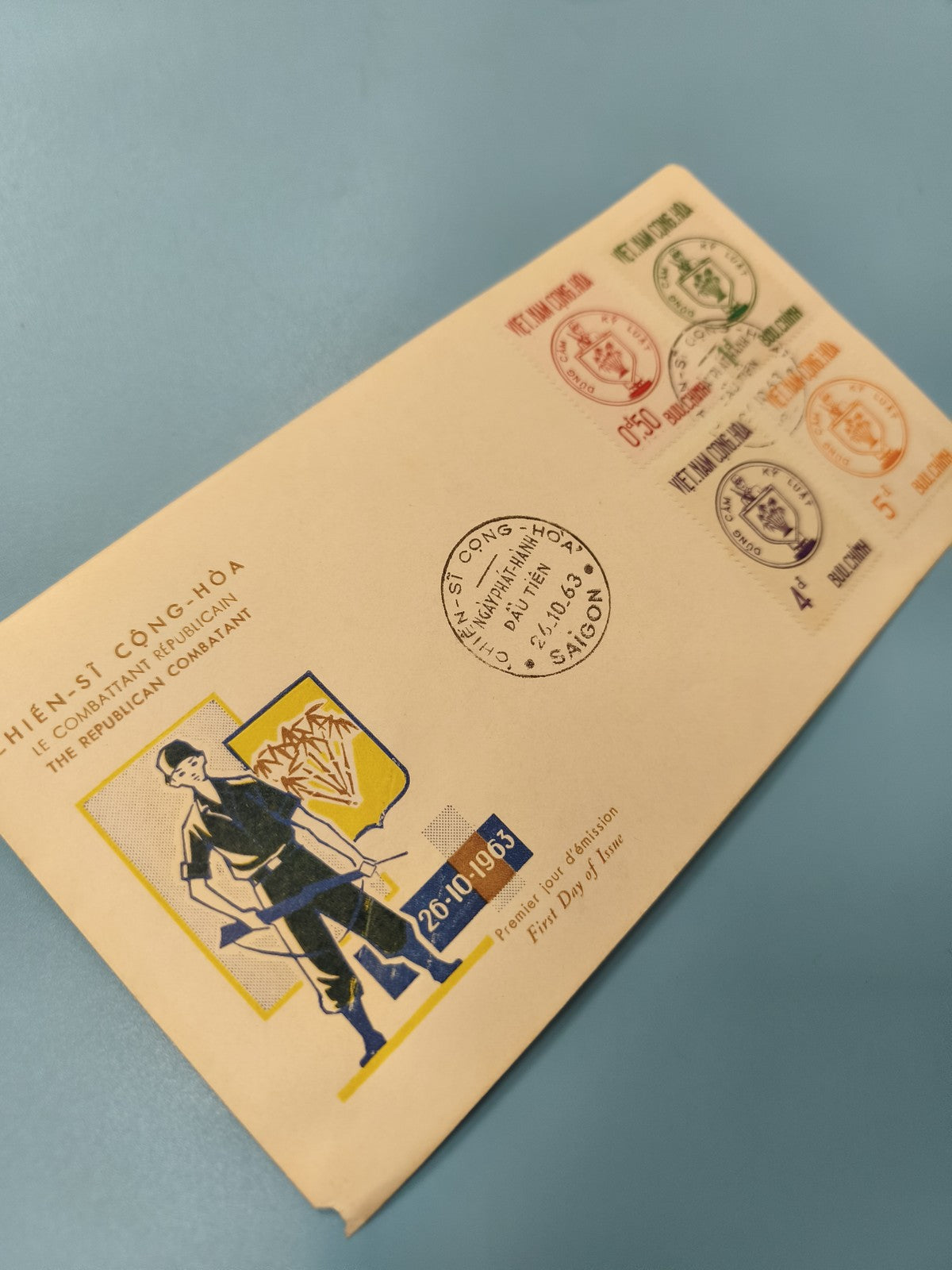 Ancienne enveloppe FDC Vietnam 1963 timbres soldats, premier jour Saigon