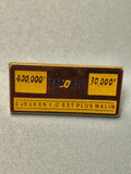 Pin's vintage TACOTAC ancien, jeu français, rectangulaire jaune et marron