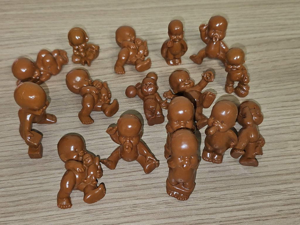 Lot de petites figurines Babies vintage anciennes, collection rétro rare marque