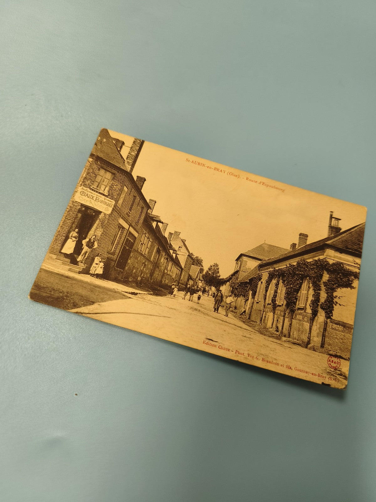 Ancienne carte postale animée St Aubin-en-Bray scène de rue vintage (Ref 2)