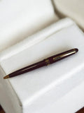 Stylo bille ancien WFR bordeaux vintage, clip doré, écriture rétro