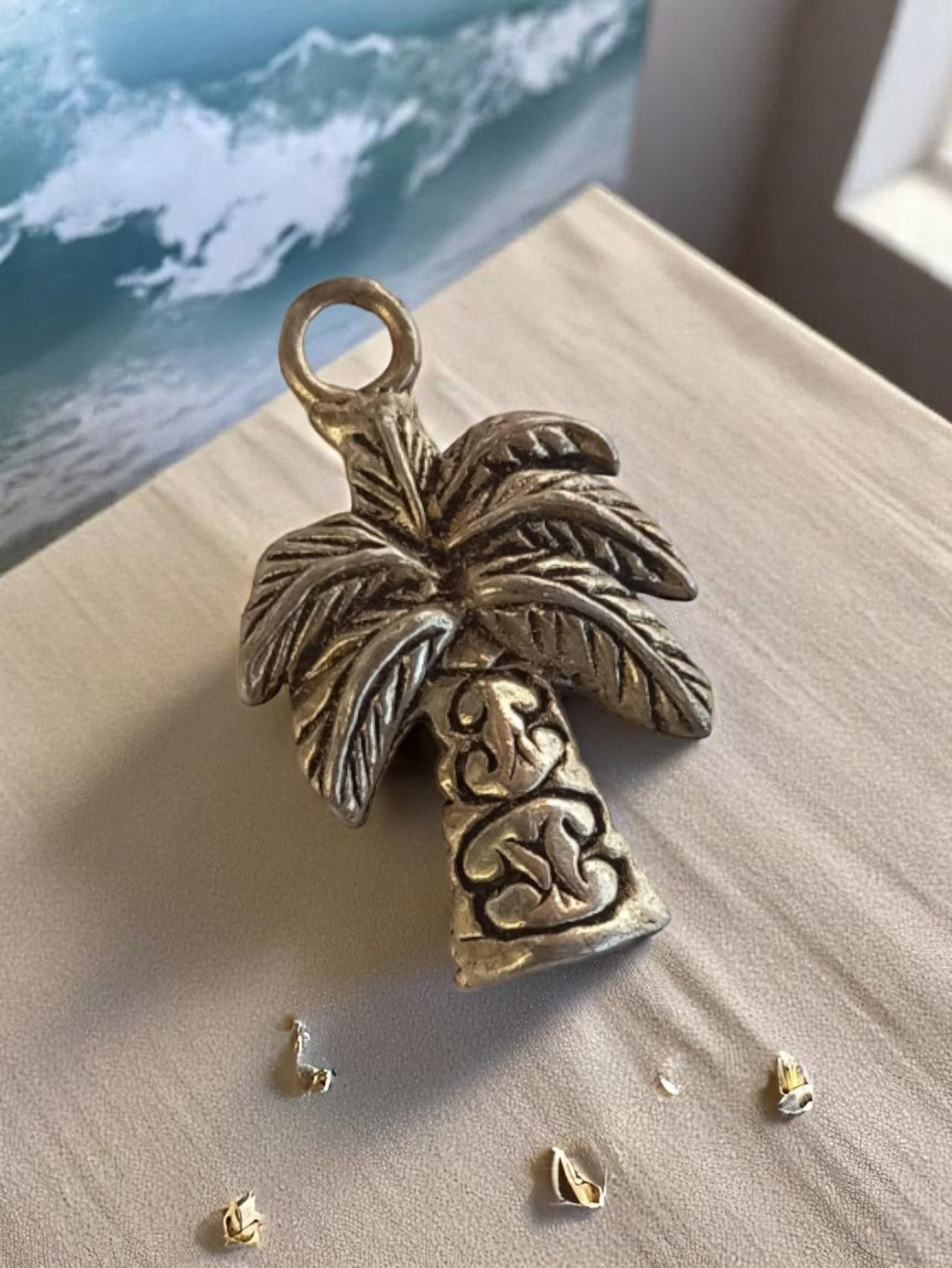 Pendentif Vintage Années 1950 en Métal | Bijouterie d'Époque
