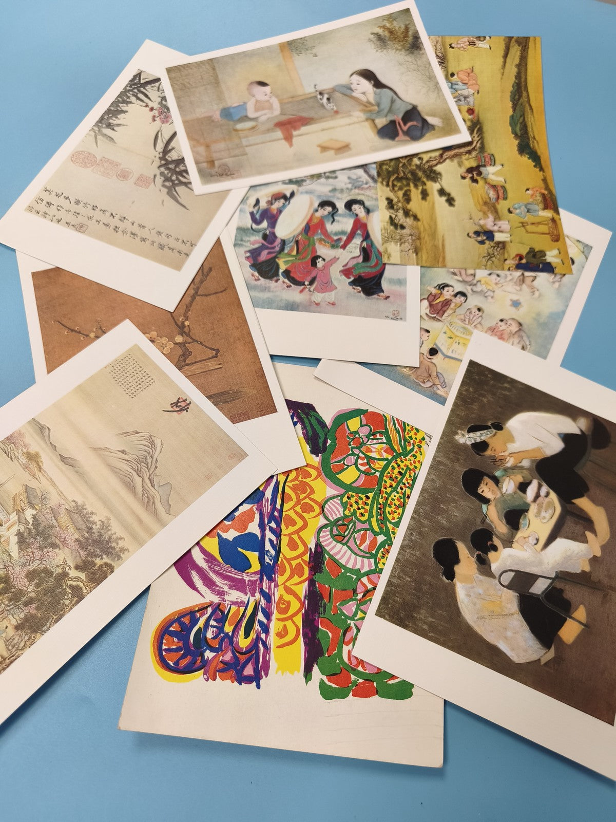 Lot cartes illustrées aide à l'enfance du Vietnam ? scènes colorées et motifs va