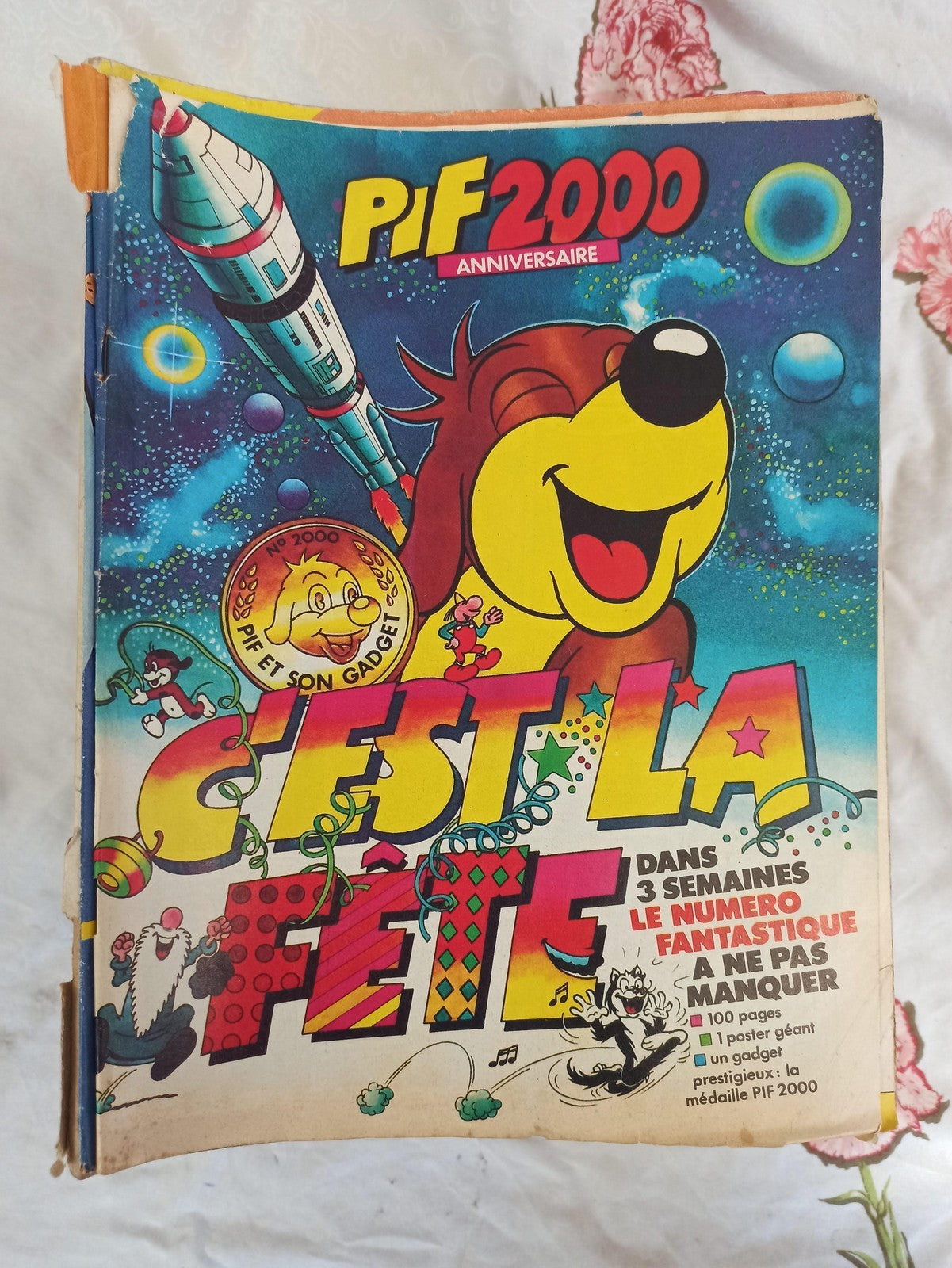 Magazine Pif 2000 anniversaire ancien, couverture BD, presse jeunesse vintage
