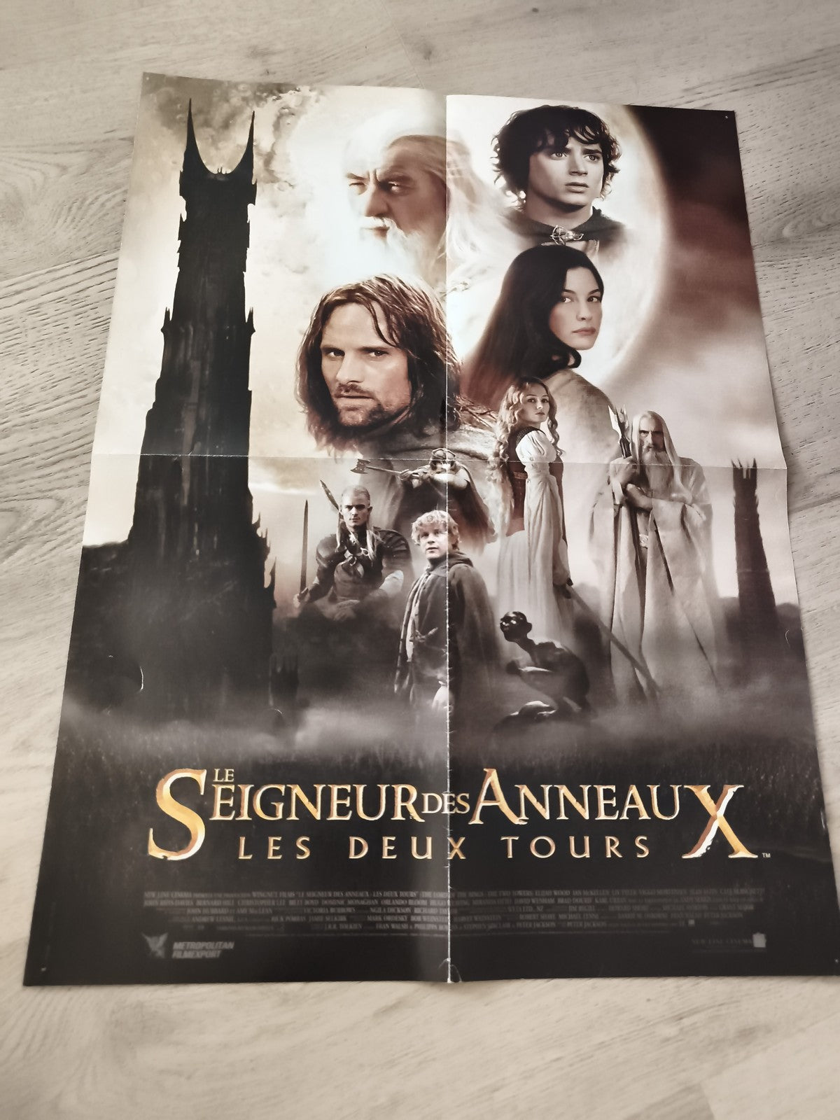 Poster Le Seigneur des Anneaux Les Deux Tours film fantasy cinéma plié