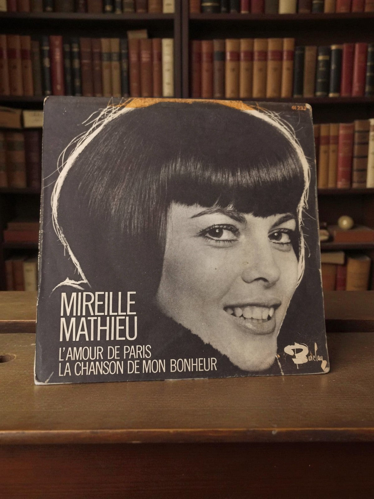 Vinyle 45T Mireille Mathieu ancien rétro Barclay L'amour de Paris vintage