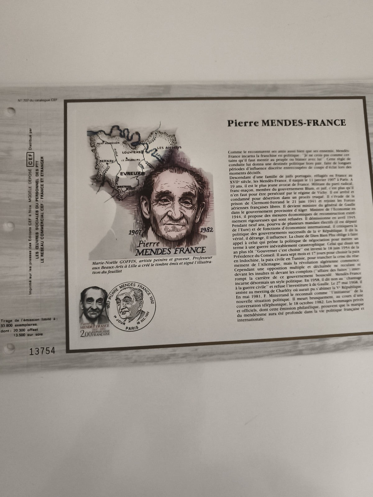 Feuillet CEF Pierre Mendès France philatélie illustration biographie timbre