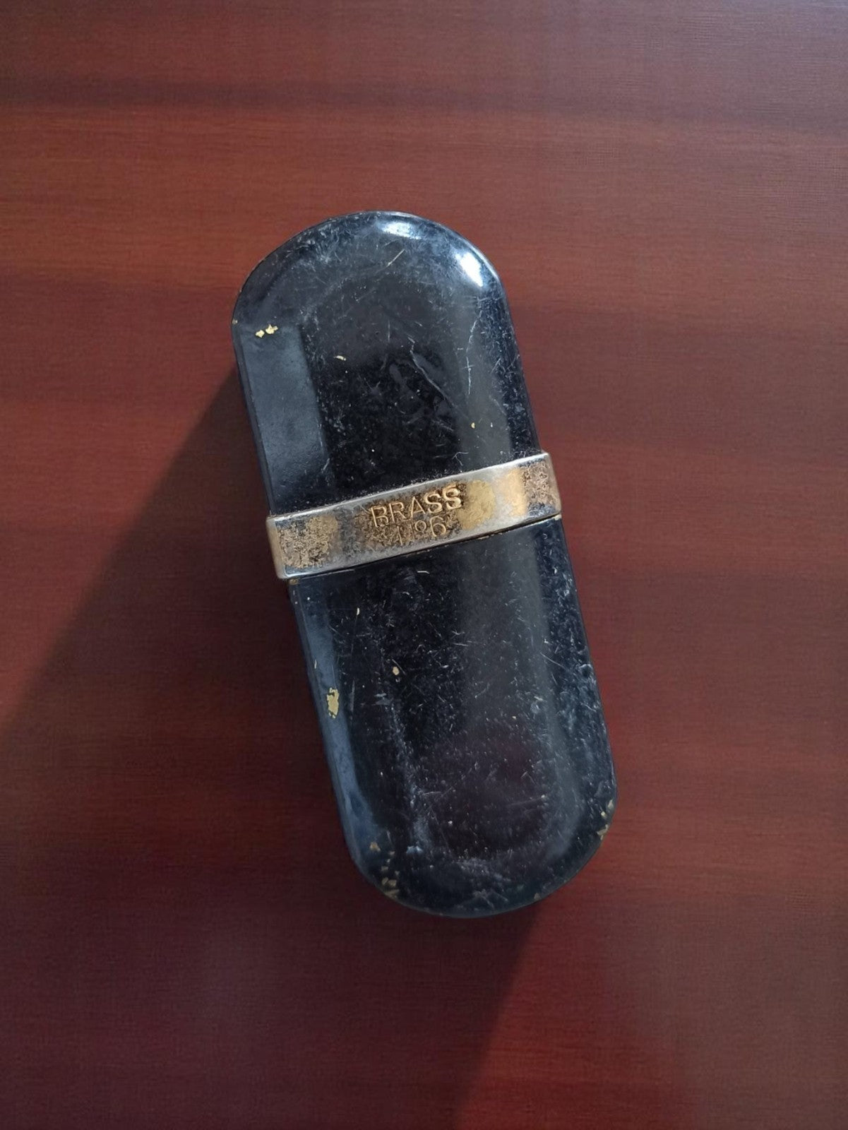 Briquet vintage rétro noir, finition laiton, BRASS JAPAN, objet de collection