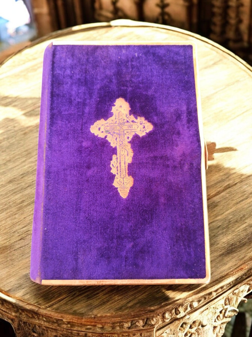 Missel ancien velours violet croix dorée XIXe religieux arménien arabe