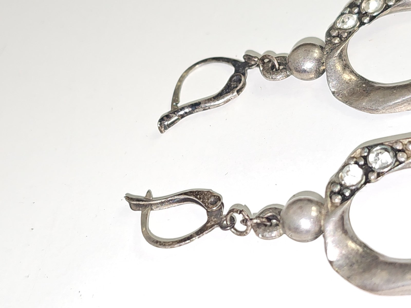Paire ancienne boucles d?oreilles fantaisie vintage rétro, bijou collection déco