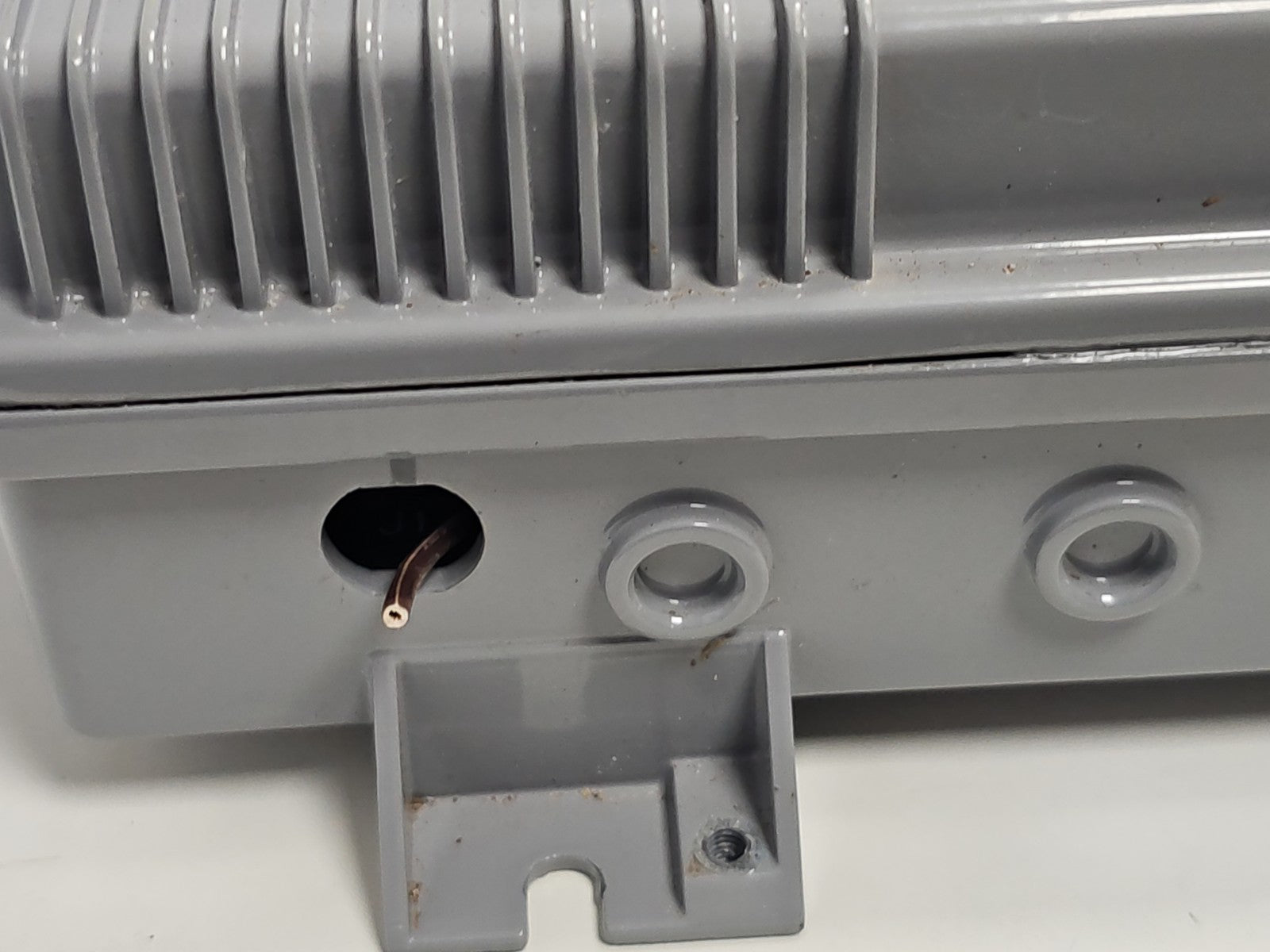 Amplificateur TV Tonna Symphonie pour antenne collective immeuble signal TNT