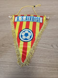 Fanion ancien A.S. Aixoise football vintage rayures rouge jaune rétro