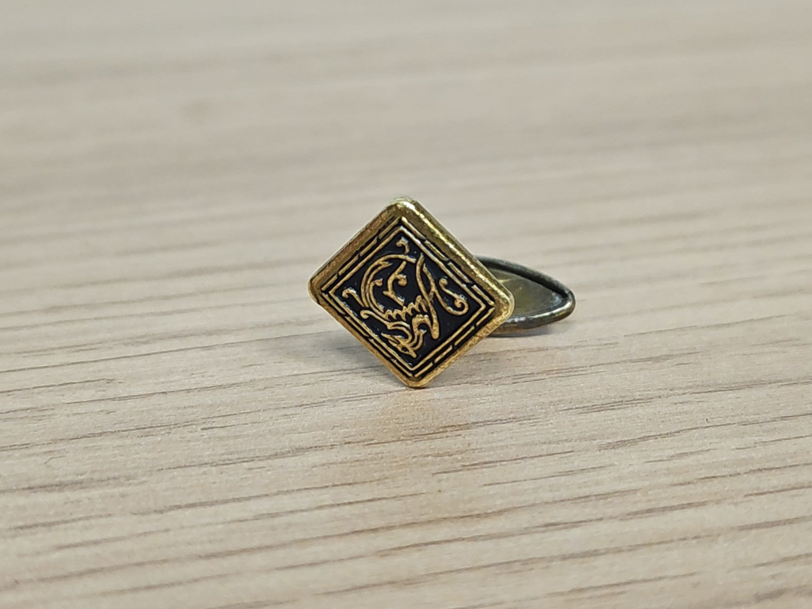 Ancien bouton de manchette orphelin vintage émaillé, accessoire rétro collection