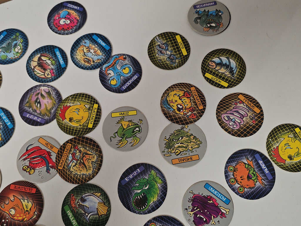 Gros lot de pogs Space Monsters originaux jeu d'enfance divertissant occasion