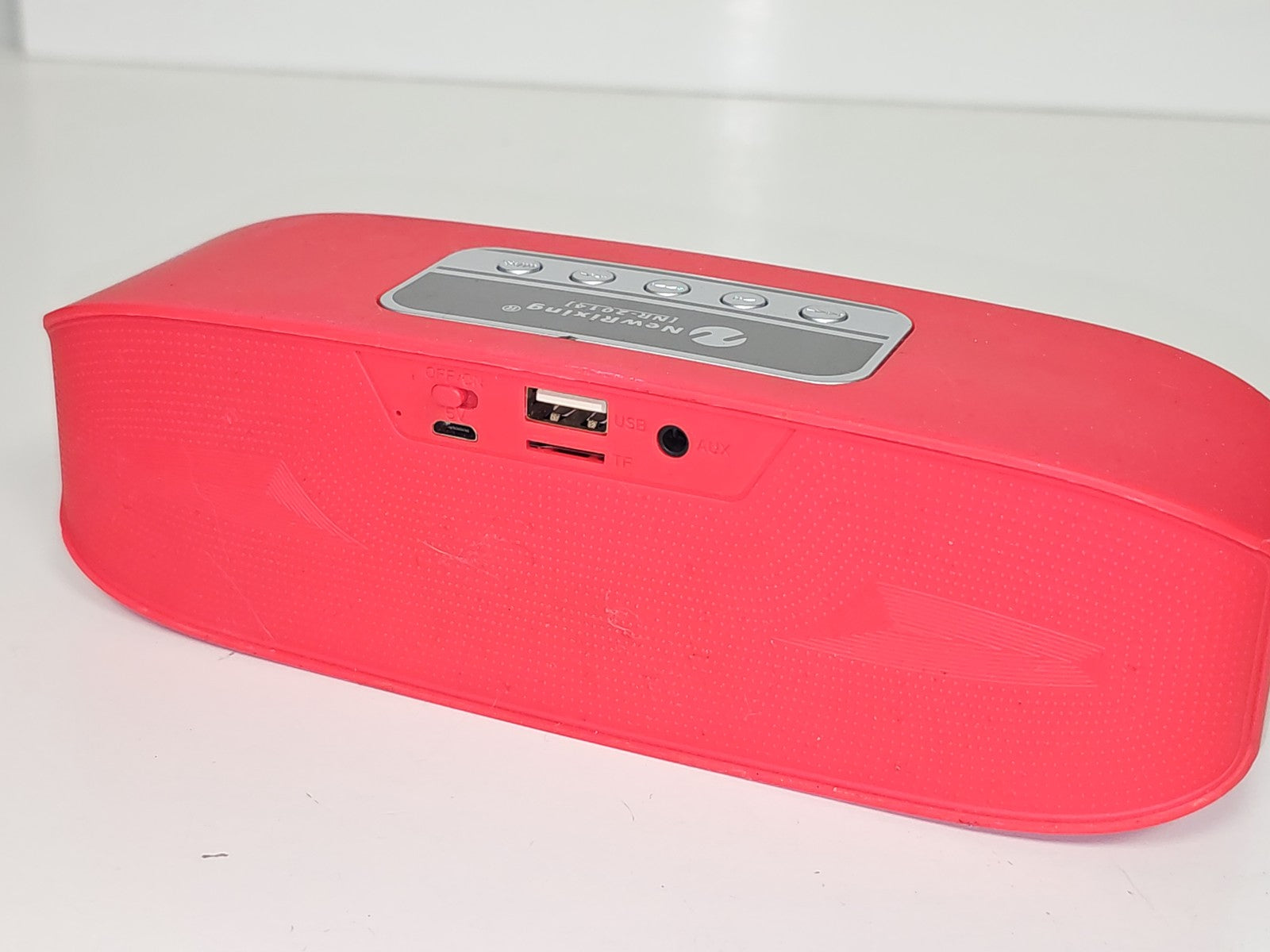 Enceinte Bluetooth portable Newrixing NR-2014 sans fil avec éclairage LED stéréo