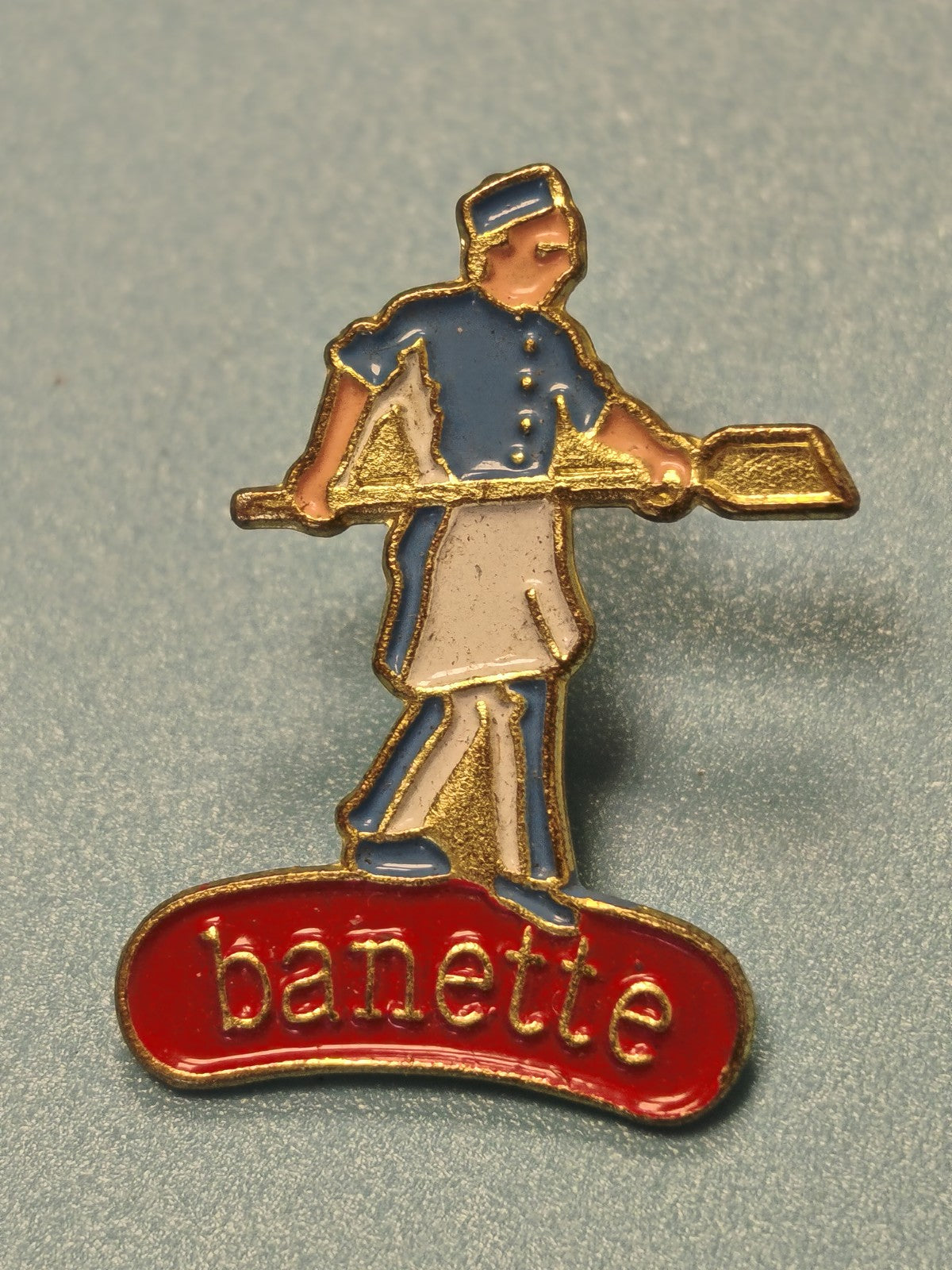 Pin's vintage Banette boulanger émaillé, collection publicitaire France