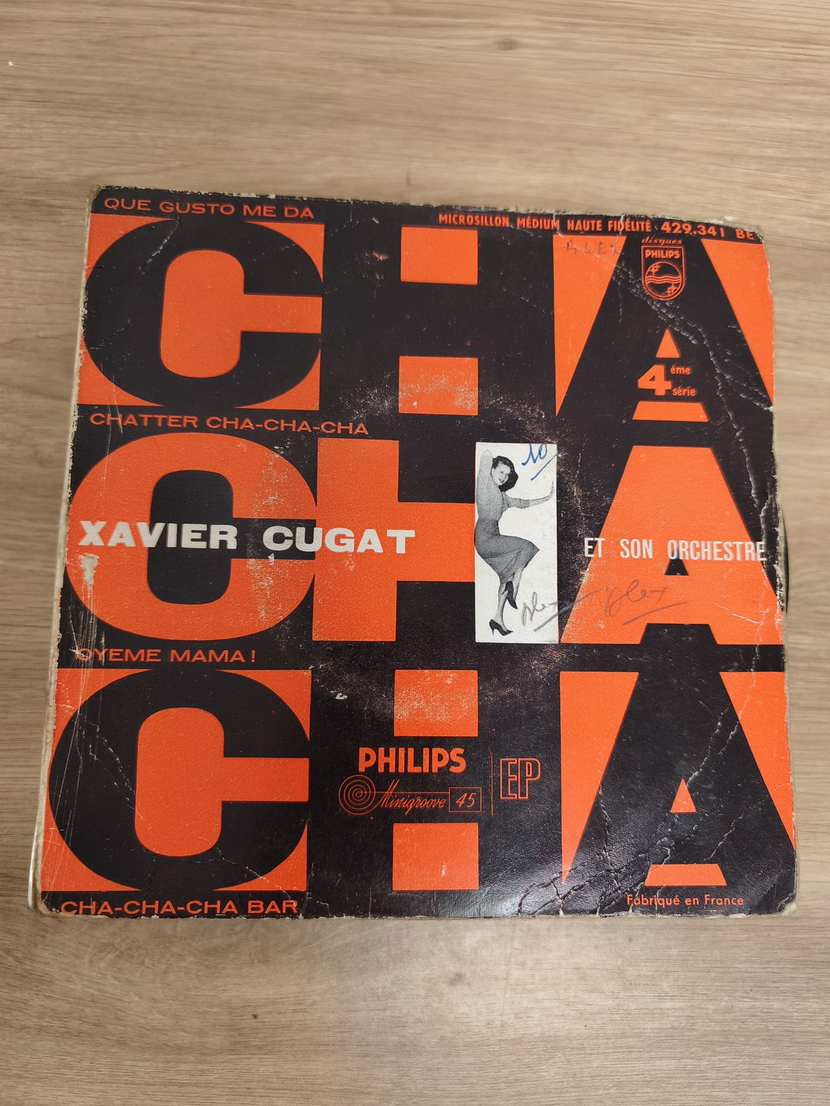 Vinyle 45 tours Xavier Cugat et son orchestre Cha Cha Cha Philips pochette rouge