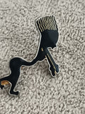 Pin's vintage silhouette égyptienne noire dorée, style Nefertiti (Ref 9)