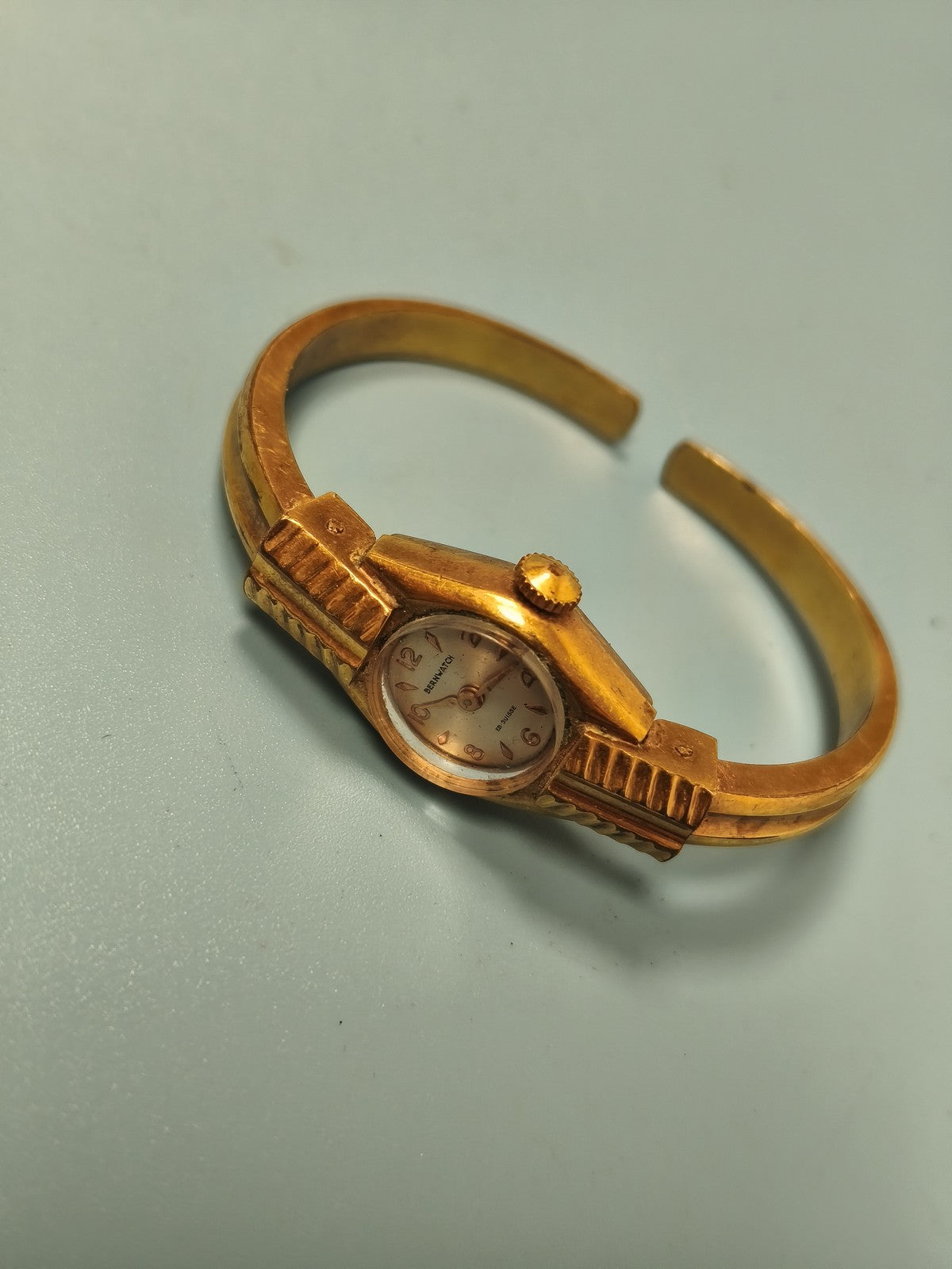 Montre femme vintage Berwatch plaquée or ancienne, montre rétro collection