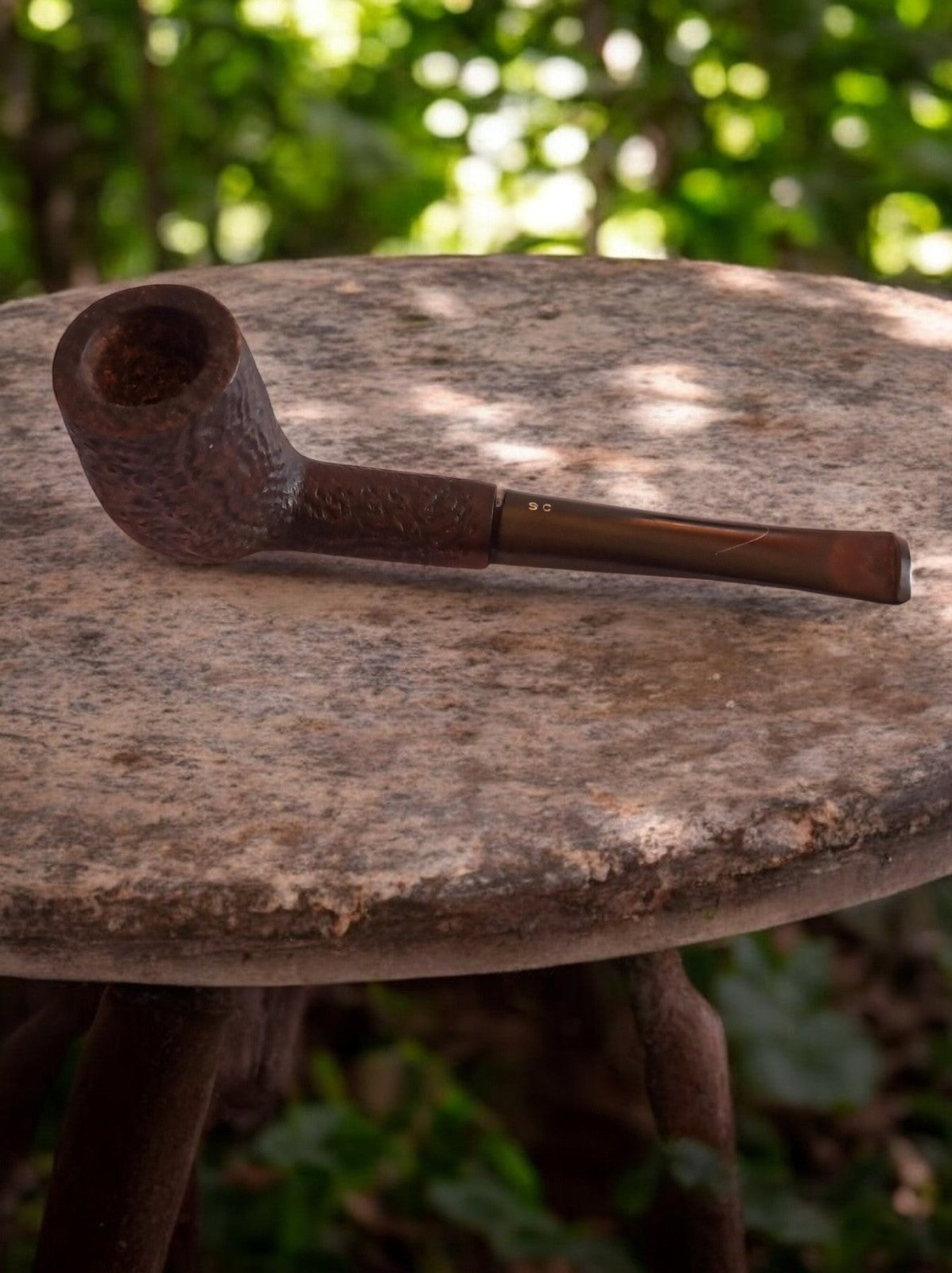 Pipe ancienne bruyère rustiquée, bec droit marron, marque inconnue vintage