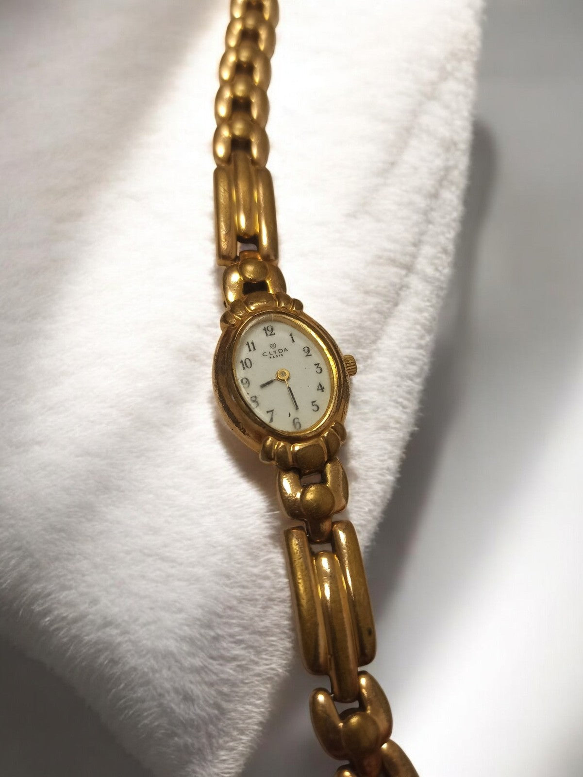 Montre femme vintage Clyda aspect doré, montre-bracelet rétro années 80/90