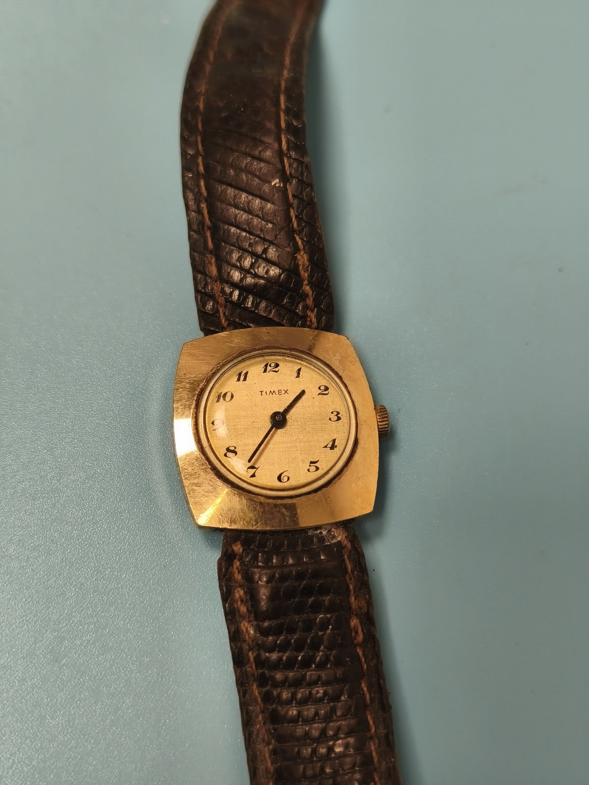 Montre vintage Timex plaquée or ancienne, montre-bracelet rétro collection homme
