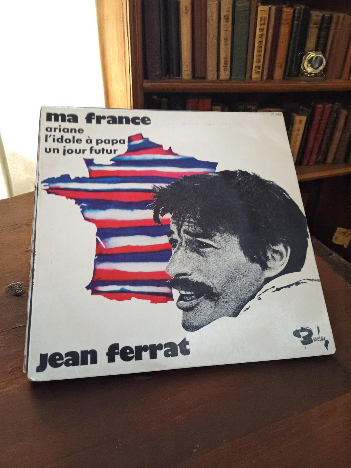 Vinyle 45 tours Jean Ferrat Ma France vintage pochette illustrée Barclay